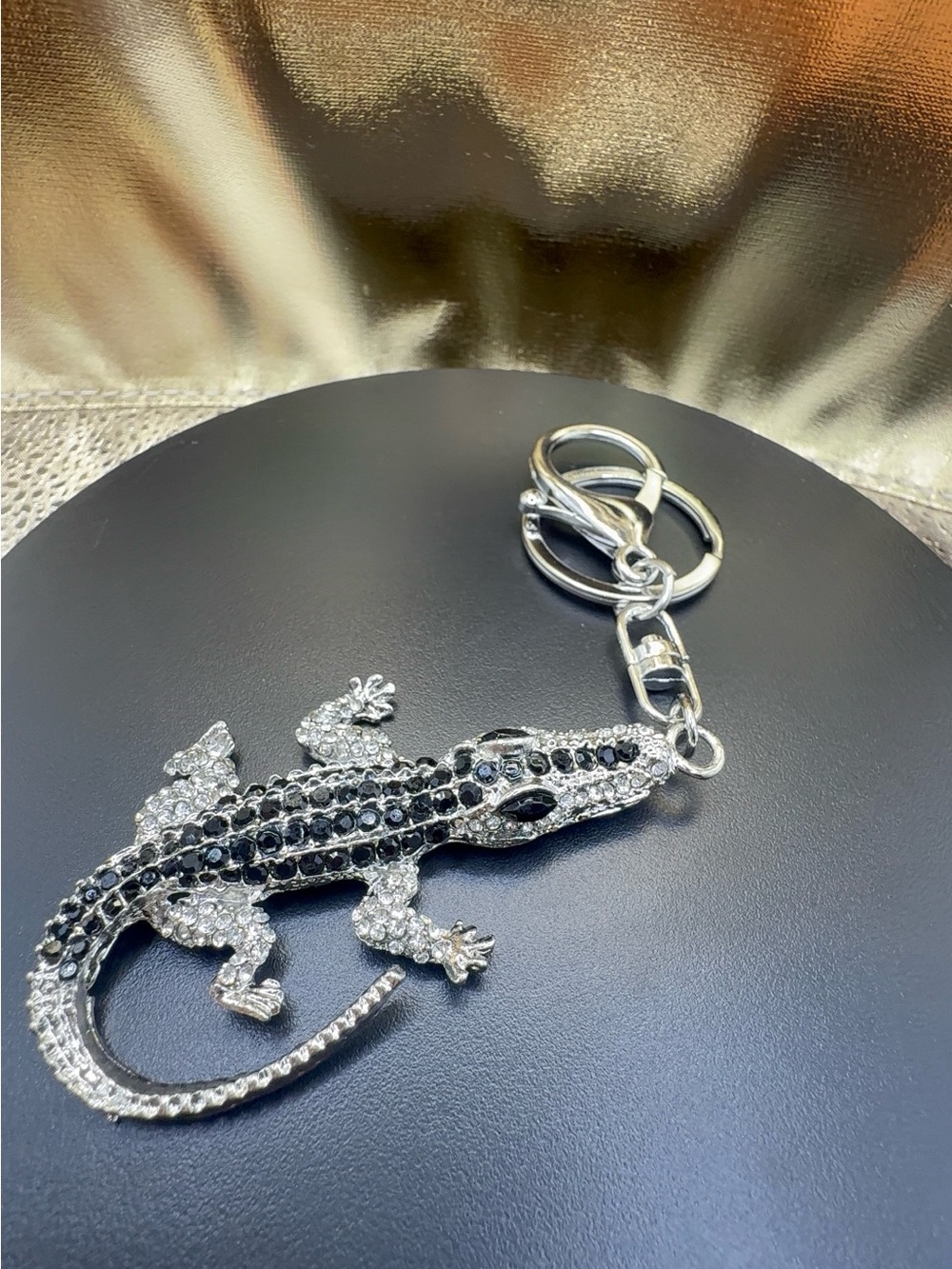 Crystal Lizard Keychain Charm – Silver with Black Accent